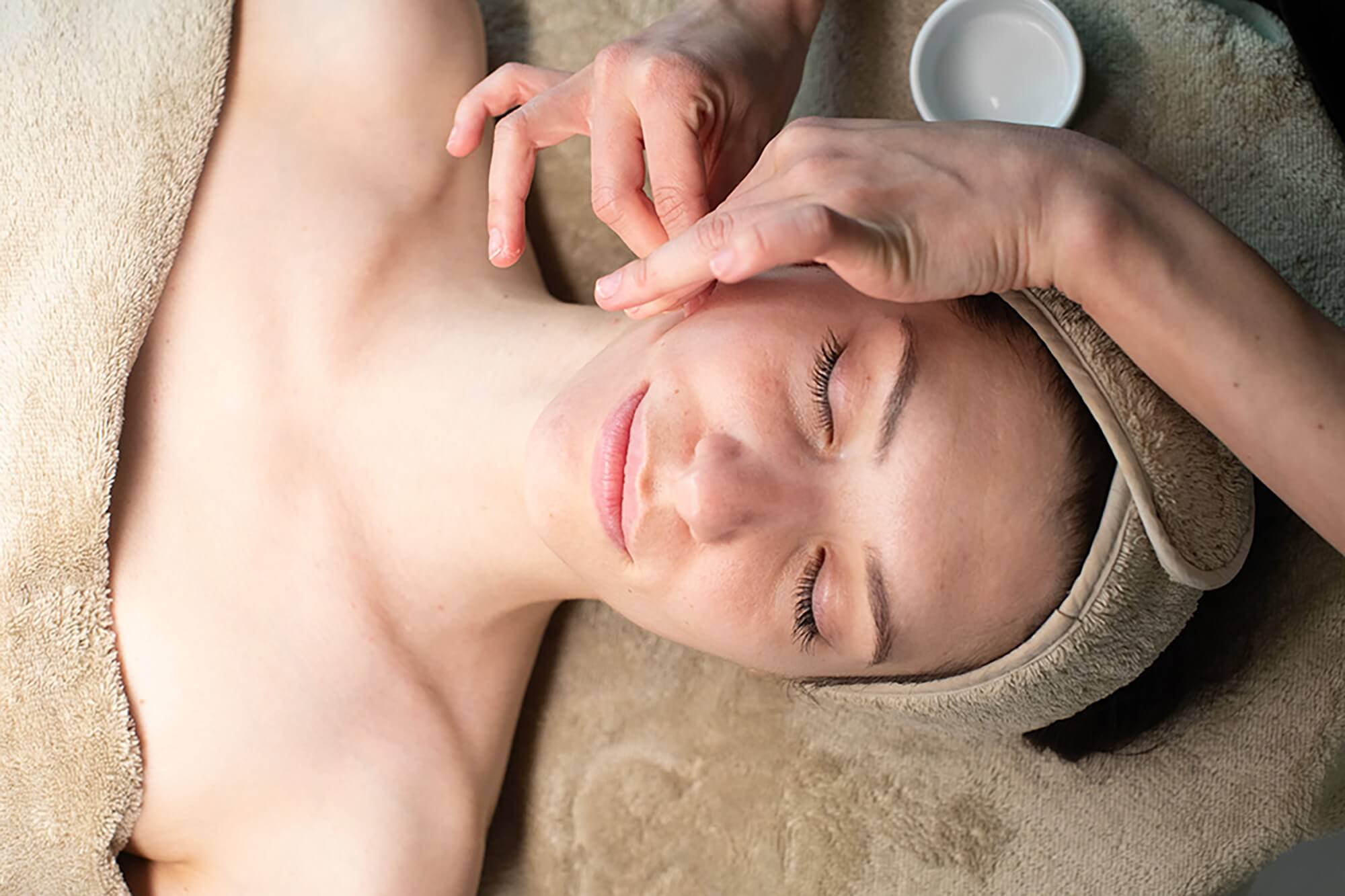 Dlaczego tak ważna jest systematyczność w zabiegach Biologique Recherche?